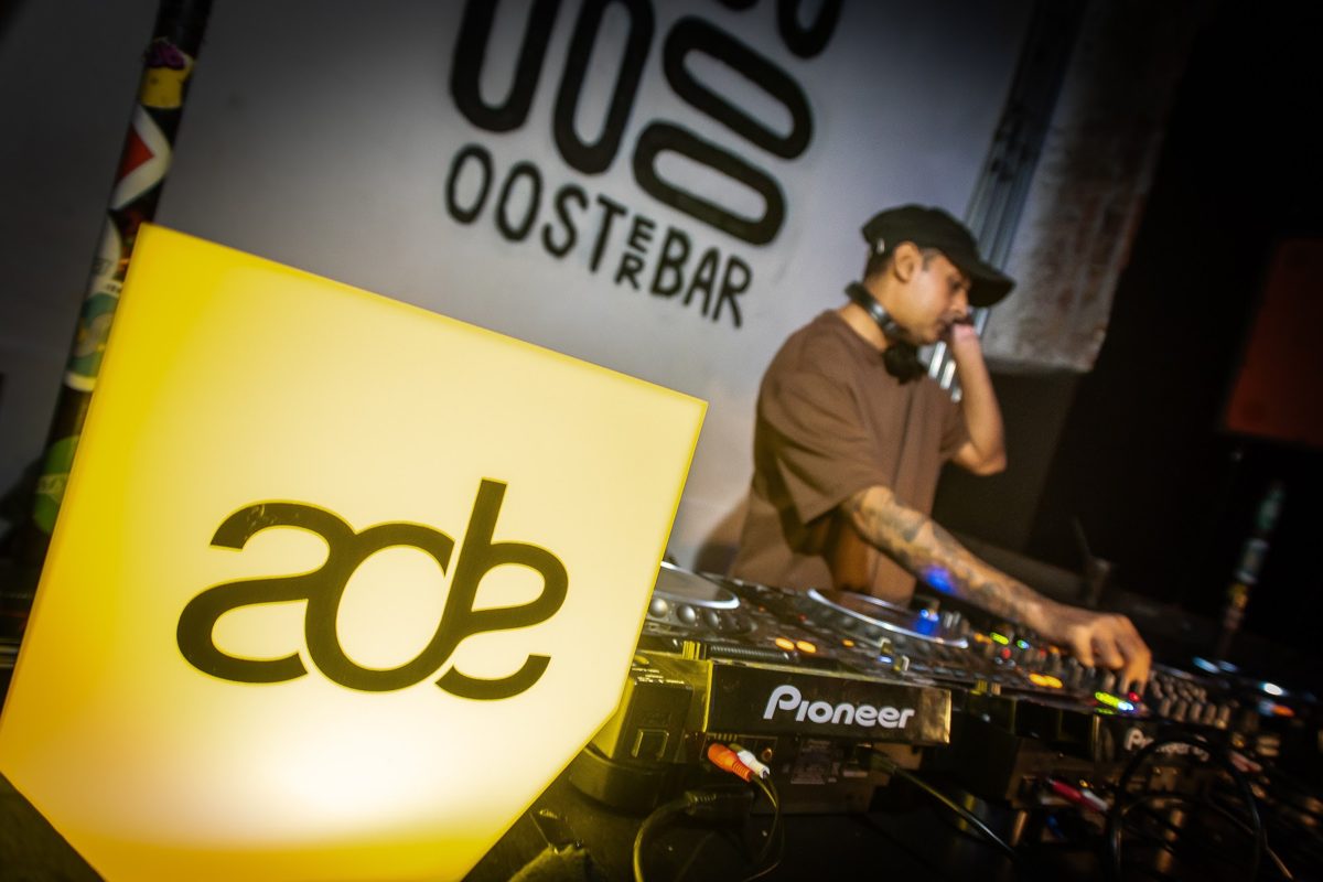 The opening set under the ADE mark